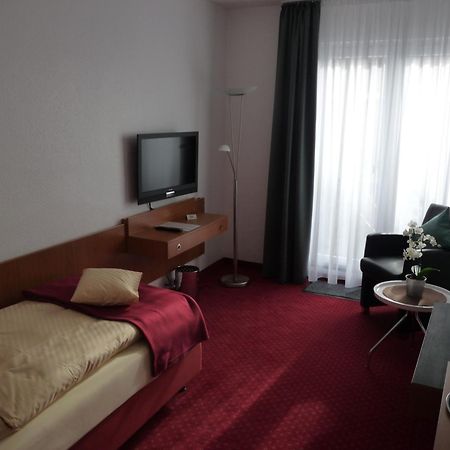 Hotel Sechzehn Леверкузен Экстерьер фото