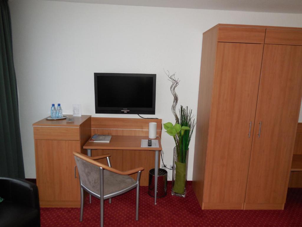Hotel Sechzehn Леверкузен Номер фото